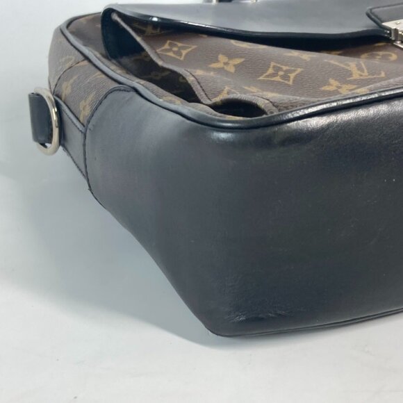 LOUIS VUITTON Black Monogram Leather Bag - Picture 7 of 16